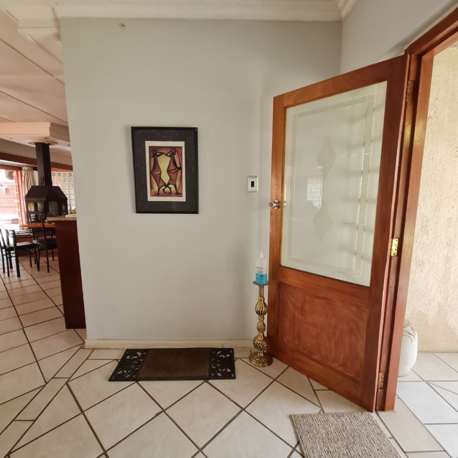 6 Bedroom Property for Sale in Sasolburg Free State